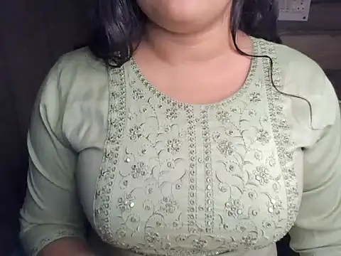 Trezza online show from 11/12/25, 02:45