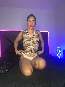 ScarlettAndClark online show from 02/05/25, 01:54