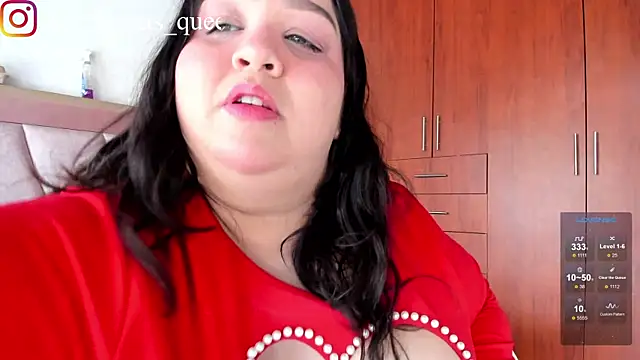 Snapshot of Venus_queenn chatting on 10/10/25, 05:56 Venus queenn online show from 10/10/25, 05:56