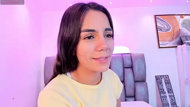 martina mancini online show from 10/31/25, 01:23