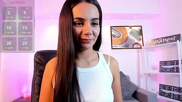 Snapshot of martina_mancini chatting on 06/14/26, 12:07 martina mancini online show from 06/14/26, 12:07