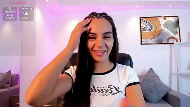 Snapshot of martina_mancini chatting on 07/18/26, 11:58 martina mancini online show from 07/18/26, 11:58