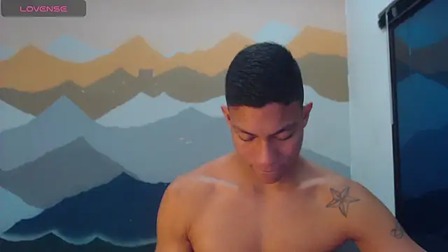 Snapshot of aalan_foxter chatting on 02/20/25, 08:17 aalan foxter online show from 02/20/25, 08:17