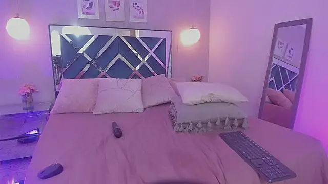 Miakhalifa 7 online show from 03/02/25, 05:58