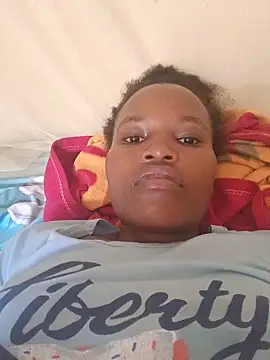 petite babe online show from 05/18/26, 10:10