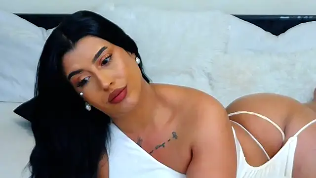 Snapshot of GiseleReine chatting on 01/29/25, 04:41 GiseleReine online show from 01/29/25, 04:41