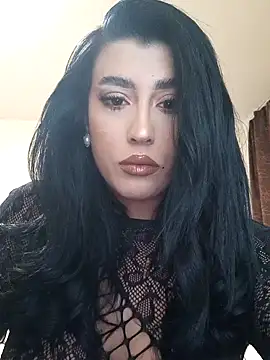 Snapshot of GiseleReine chatting on 02/22/25, 01:13 GiseleReine online show from 02/22/25, 01:13