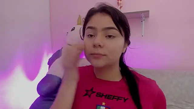 Snapshot of Oriana_Guzman chatting on 04/30/26, 04:30 Oriana Guzman online show from 04/30/26, 04:30