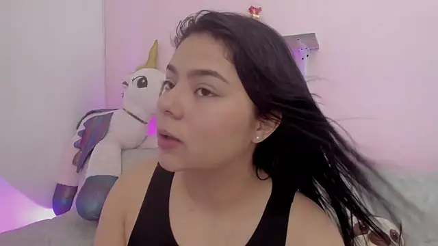 Snapshot of Oriana_Guzman chatting on 05/09/26, 05:01 Oriana Guzman online show from 05/09/26, 05:01