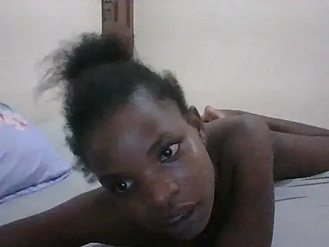 hotgal1112 online show from 01/06/26, 07:06