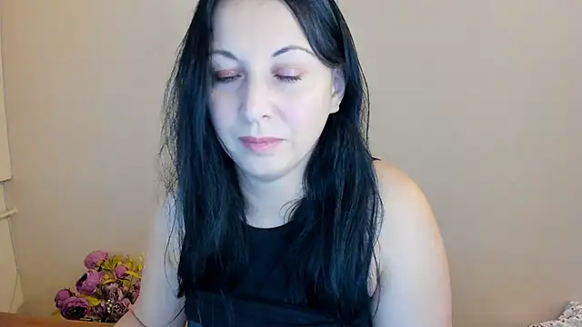 Snapshot of Wife4Cuck chatting on 10/23/25, 12:26 Wife4Cuck online show from 10/23/25, 12:26