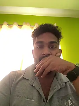 Handsomehunk 4U online show from 12/05/24, 06:43