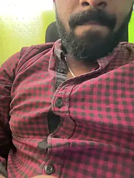 Handsomehunk 4U online show from 12/16/24, 09:35