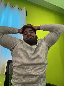 Handsomehunk 4U online show from 01/28/25, 08:14