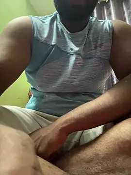 Handsomehunk 4U online show from 02/02/25, 08:13