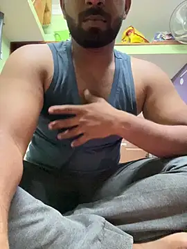 Handsomehunk 4U online show from 02/23/25, 04:02