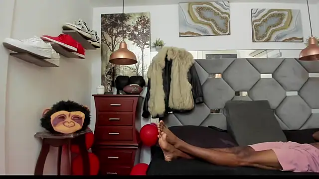 Snapshot of KING_FIT chatting on 09/11/25, 12:16 KING FIT online show from 09/11/25, 12:16