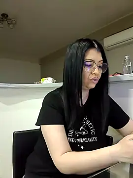 Milf Abigail online show from 03/19/25, 02:27