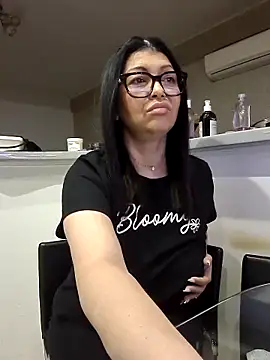 Milf Abigail online show from 09/27/25, 01:21