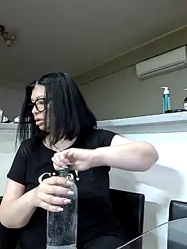 Milf Abigail online show from 03/31/26, 01:18