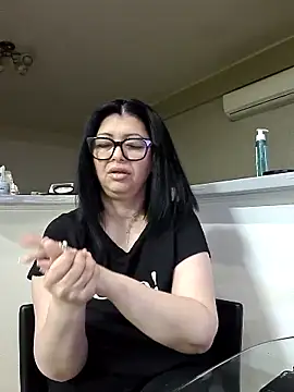 Milf Abigail online show from 04/28/26, 02:27