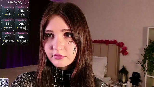 Snapshot of LeraKit chatting on 10/29/25, 03:36 LeraKit online show from 10/29/25, 03:36