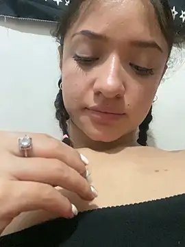 Snapshot of Alicia_ALICIA chatting on 01/11/25, 05:31 Alicia ALICIA online show from 01/11/25, 05:31