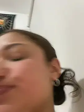 Snapshot of Alicia_ALICIA chatting on 02/18/25, 01:21 Alicia ALICIA online show from 02/18/25, 01:21