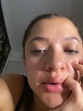 Snapshot of Alicia_ALICIA chatting on 03/16/25, 03:36 Alicia ALICIA online show from 03/16/25, 03:36