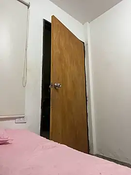 Snapshot of Alicia_ALICIA chatting on 10/30/25, 12:45 Alicia ALICIA online show from 10/30/25, 12:45