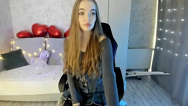 LissaCain online show from 03/19/26, 04:16