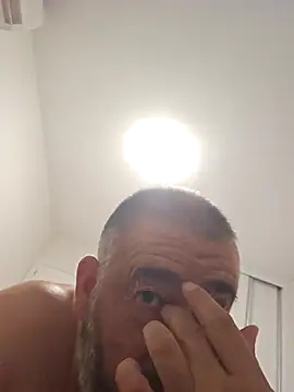 Snapshot of polla_calientes47 chatting on 09/14/25, 11:04 polla calientes47 online show from 09/14/25, 11:04