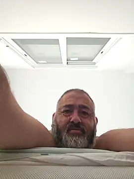 Snapshot of polla_calientes47 chatting on 09/21/25, 10:22 polla calientes47 online show from 09/21/25, 10:22