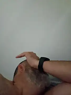 Snapshot of polla_calientes47 chatting on 11/21/25, 09:41 polla calientes47 online show from 11/21/25, 09:41