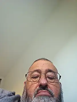 Snapshot of polla_calientes47 chatting on 11/23/25, 03:12 polla calientes47 online show from 11/23/25, 03:12