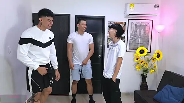 badguyss bisex online show from 04/19/26, 11:09