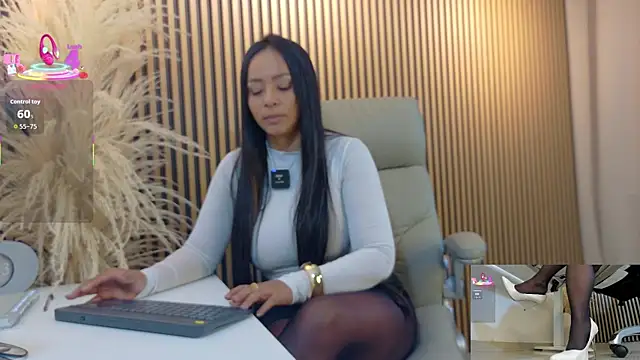 lulu 072 online show from 04/08/26, 12:10