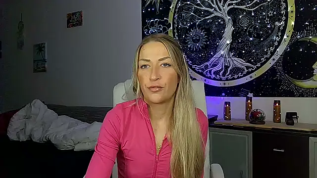 SexxyLiviaa online show from 10/28/25, 12:36