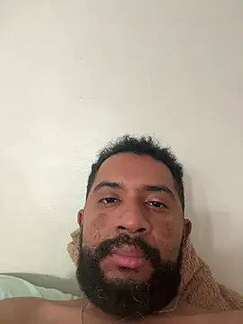 MiddlingAffluent online show from 04/05/26, 11:51