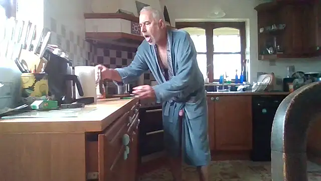 jakjak106 online show from 04/15/26, 07:48