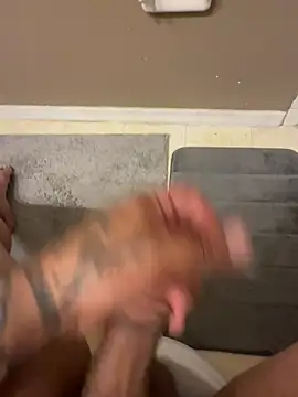 bigitaliandic online show from 03/17/25, 11:21