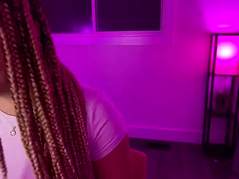 MelSaunders online show from 10/30/25, 02:02