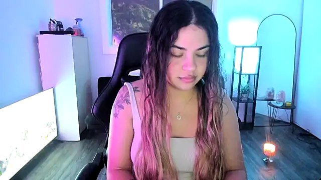 MelSaunders online show from 11/28/25, 04:15