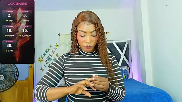 samantha-rose2 online show from 04/28/26, 12:53