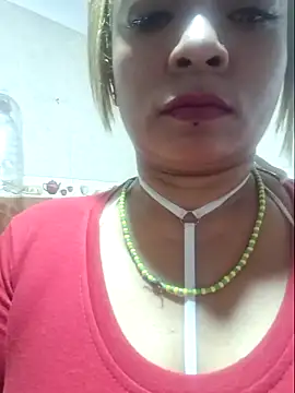 gatadeojosclaros online show from 02/21/25, 08:07