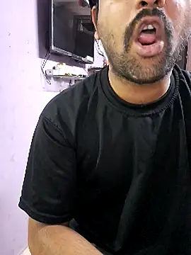 GlassBarge9 online show from 01/17/25, 04:47