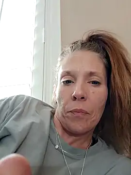 Snapshot of gorgeous11 chatting on 02/10/25, 03:21 gorgeous11 online show from 02/10/25, 03:21