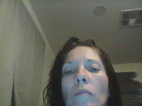 Snapshot of gorgeous11 chatting on 03/20/25, 11:38 gorgeous11 online show from 03/20/25, 11:38