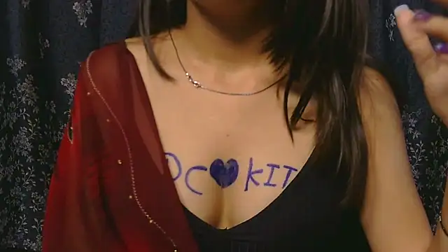 Snapshot of sexy_twisha chatting on 03/01/25, 06:57 sexy twisha online show from 03/01/25, 06:57