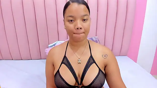 ISABELLA 020 online show from 02/22/25, 12:29